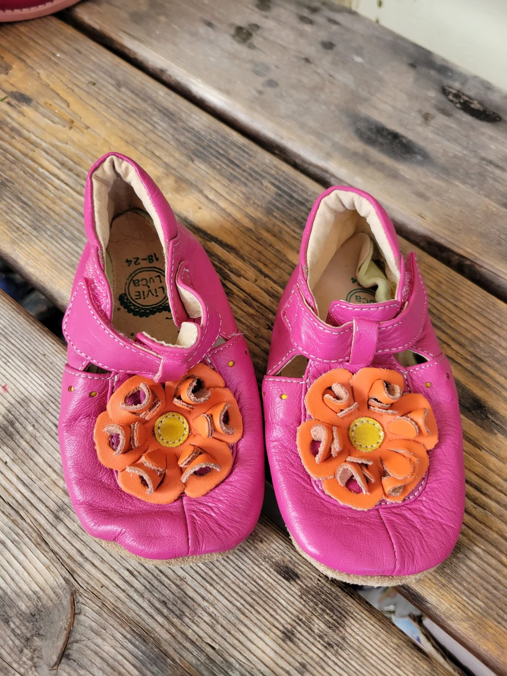 LIVIE & LUCA SZ 18-24M VGUC DARK PINK ORANGE FLOWER 🌼 Velcro Leather Crib Shoes